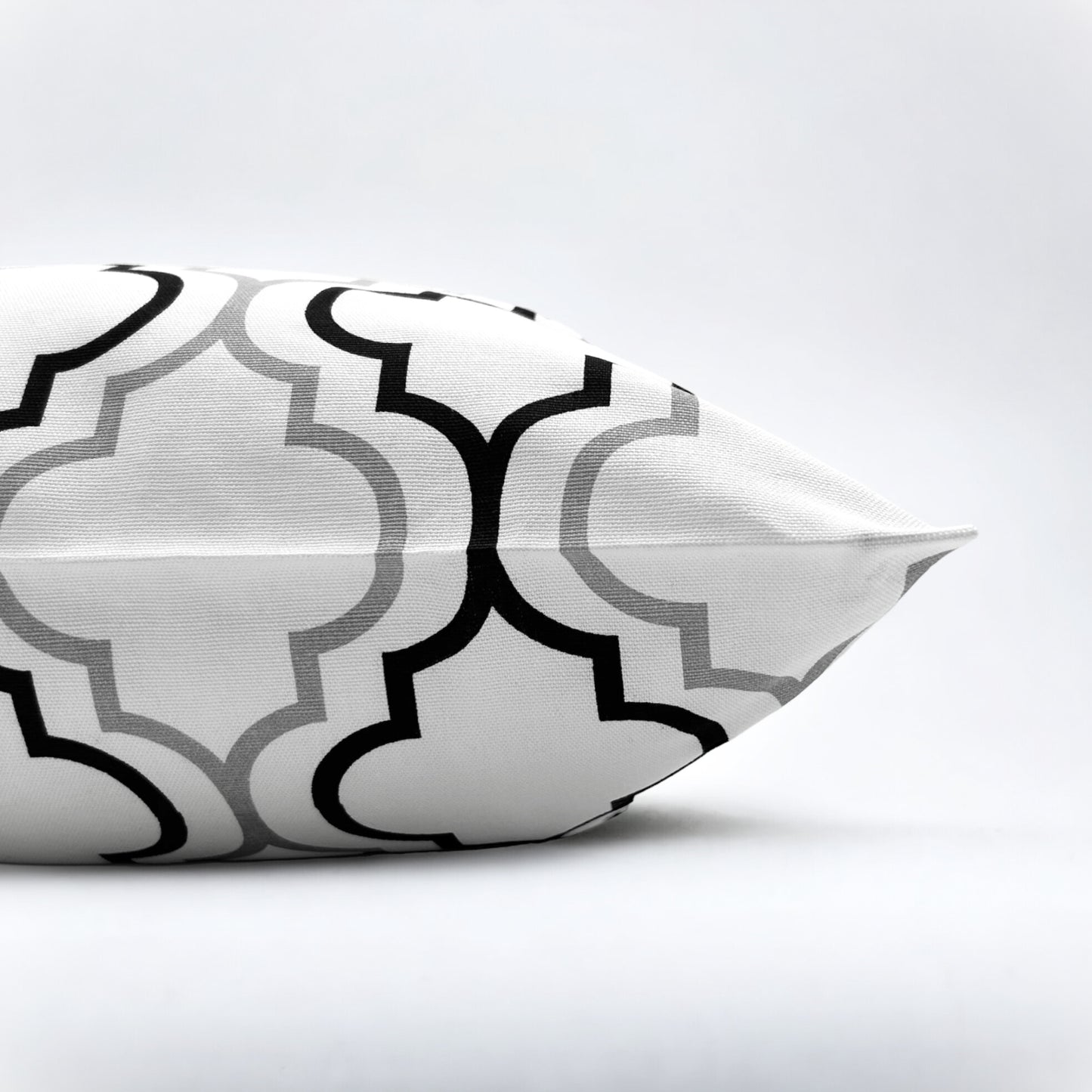 Moroccan Motif - Sustainable Décor Pillows